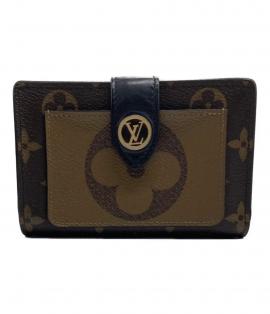 「ラグジュアリーブランドのLOUIS VUITTON 」