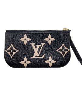 「ラグジュアリーブランドのLOUIS VUITTON 」