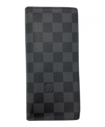 「ラグジュアリーブランドのLOUIS VUITTON 」