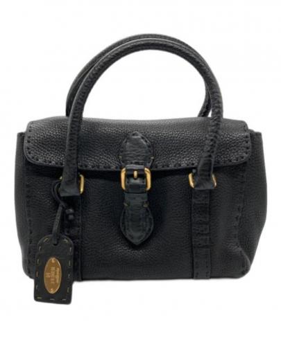 「ラグジュアリーブランドのFENDI 」