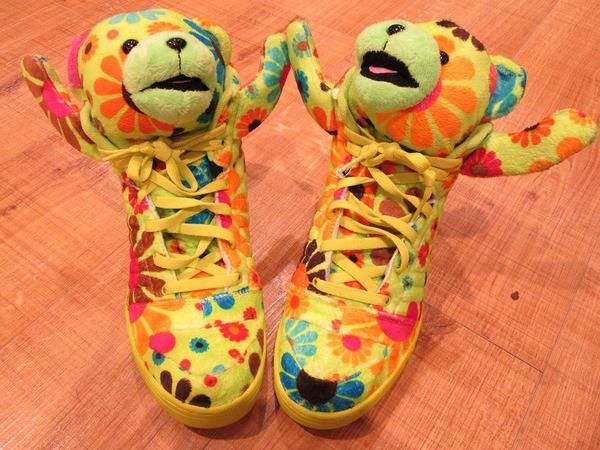 Jeremy Scott(ジェレミースコット)×adidas(アディダス)のスニーカーを