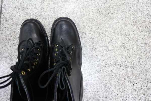 漢の一足。【GRIZZLY BOOT CO.(グリズリーブーツ)】編み上げブーツ入荷
