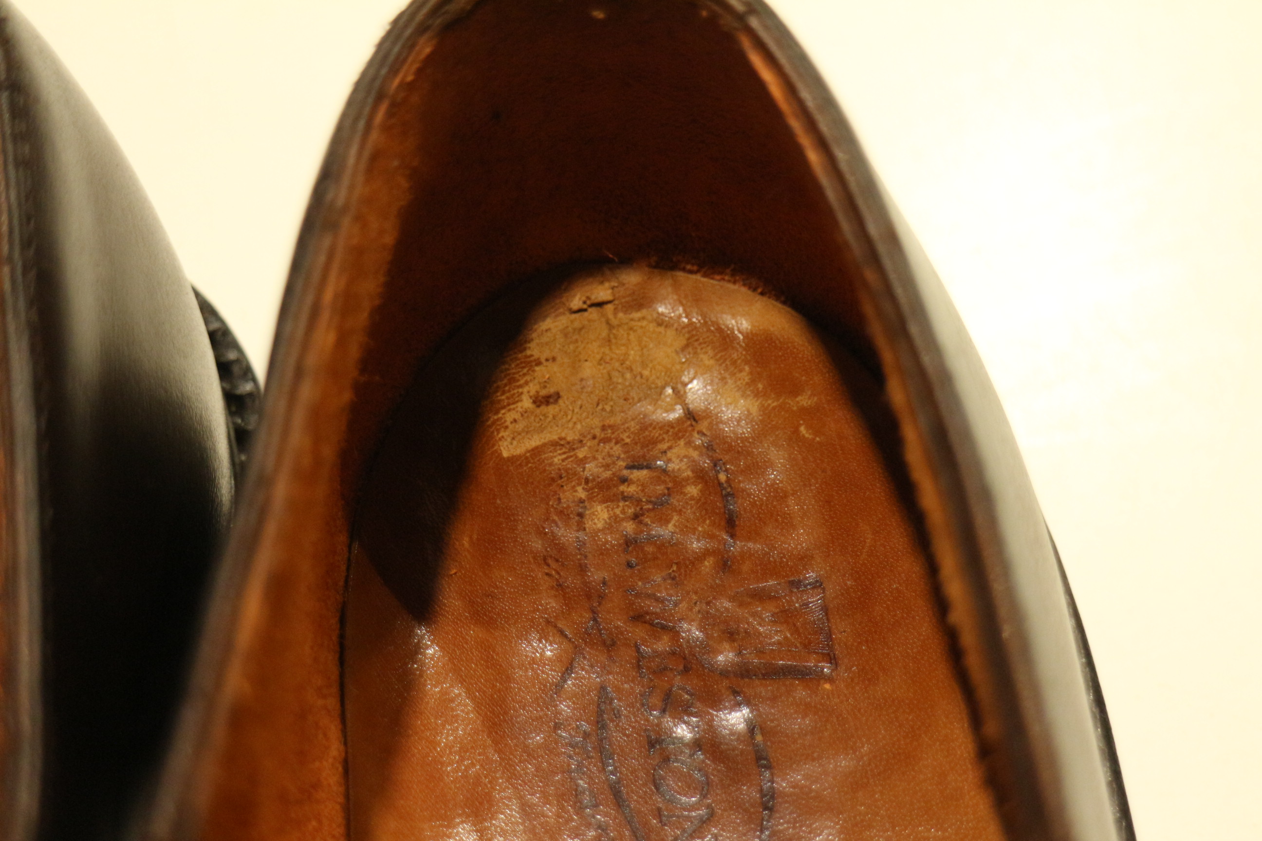J.M. WESTON(ジェイエムウエストン)より、スプリットトゥ J.M. WESTON(ジェイエムウエストン)より、スプリットトゥ