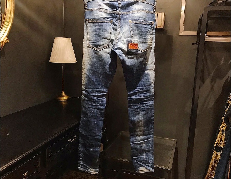 DSQUARED2 /ディースクエアード】4点入荷（Regular clement jean