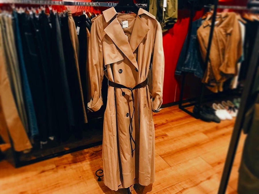 AMERI VINTAGE/アメリヴィンテージ】VARIOUS BACK PLEATS TRENCH 入荷