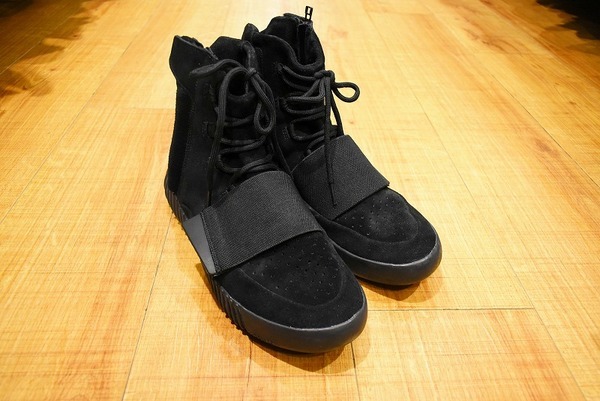 adidas/アディダス】YEEZY BOOST 750 『Triple black 』 入荷情報