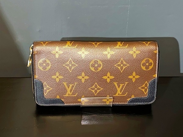 LOUIS VUITTON/ルイヴィトン】ジッピーウォレット【レティーロ