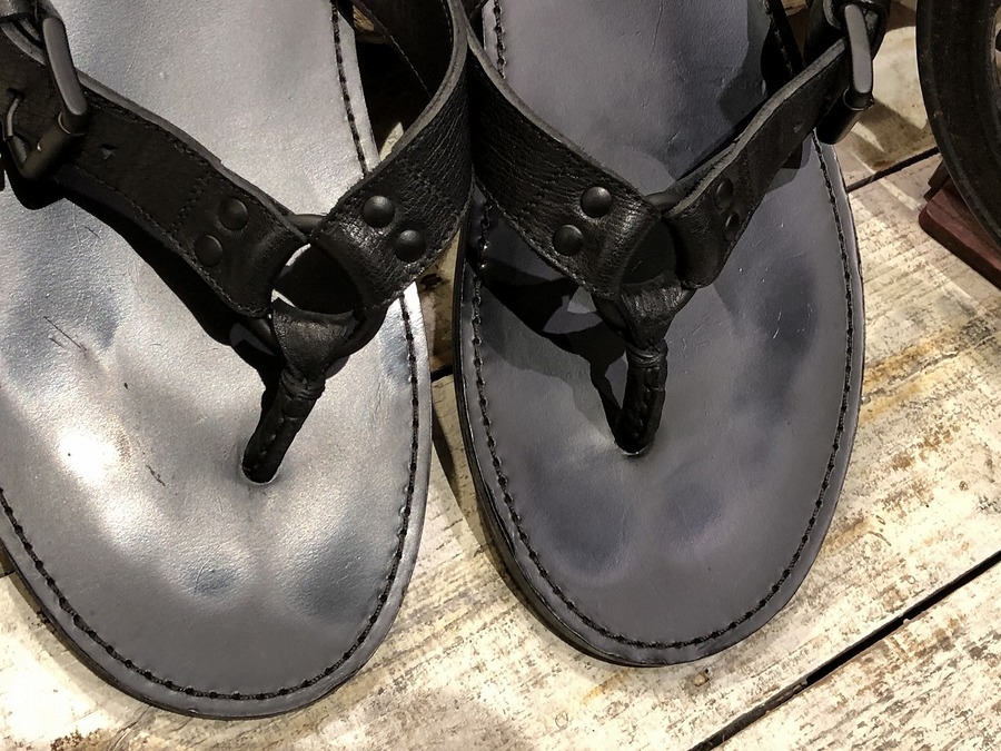 BOTTEGA VENETA / ボッテガヴェネタ】レザーサンダル 入荷情報