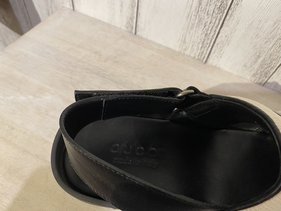 GUCCI グッチ ロゴストラップサンダル 523769 レディース メンズ 美品】GUCCI グッチ ロゴストラップサンダル メンズ - メルカリ