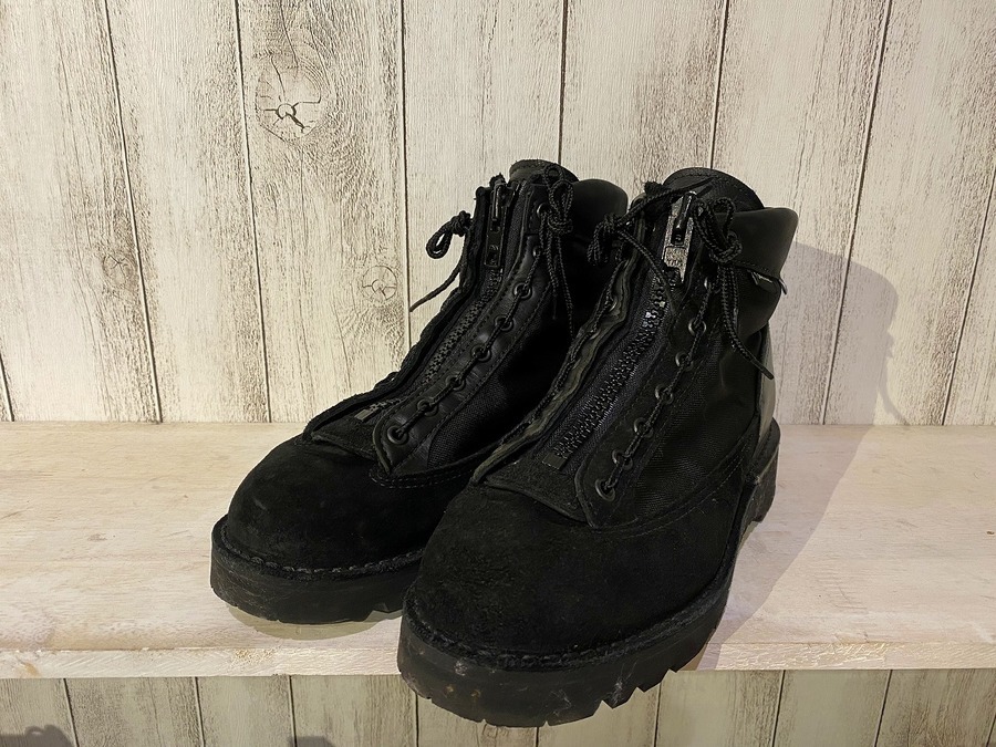 【別注】Pilgrim Surf+Supply DANNER LIGHT\u2028」素材本革