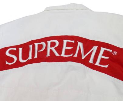 「SUPREMEのシュプリーム 」