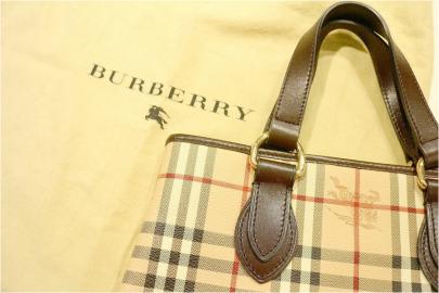 「ラグジュアリーブランドのBURBERRY 」