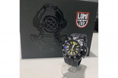 「レアアイテムのLuminox 」