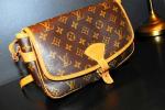 LOUIS VUITTON/ルイヴィトン】ソローニュのショルダーバッグのご紹介