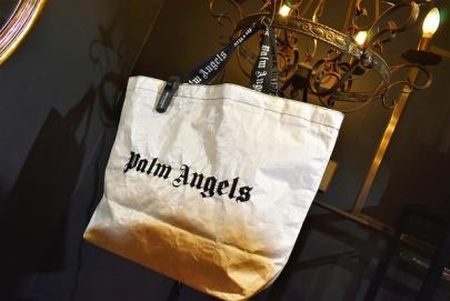 「ストリートブランドのPalm Angels 」