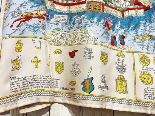 名作　HERMES エルメス モンサンミッシェル 40 シルク　100% 長袖 名作 HERMES エルメス モンサンミッシェル 40 シルク 100% 長袖