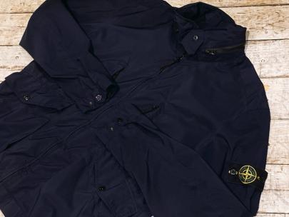 「インポートブランドのSTONE ISLAND 」