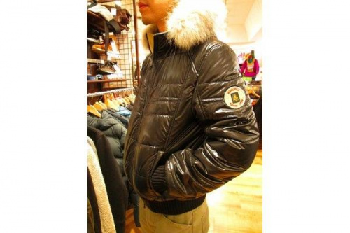 アウターのリフリッジウエア