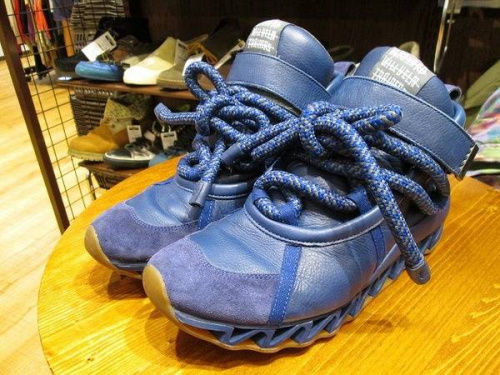 メンズのスニーカー