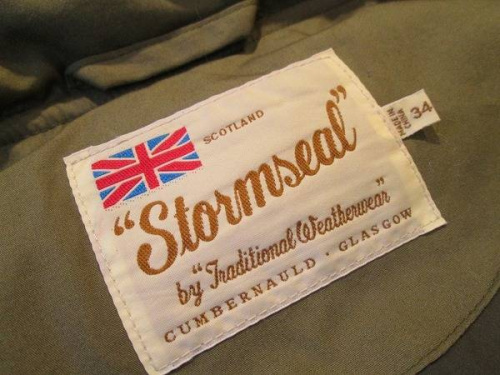 アウターのトラディショナルウェザーウェア