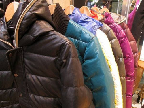 メンズのダウンジャケット