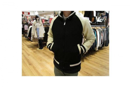 メンズのトップス