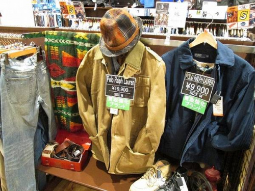 トップスのジャケット