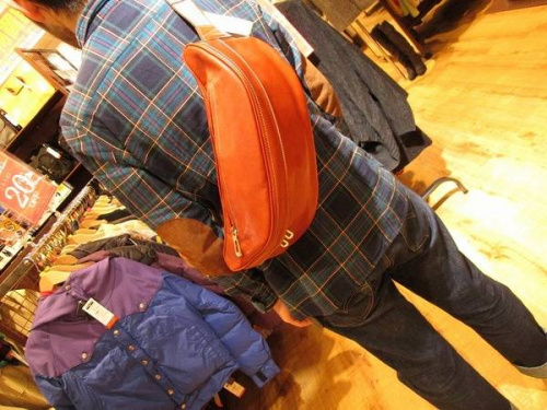 ブランドリサイクルのaniary