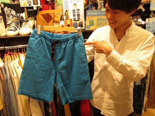 夏物のハーフパンツ