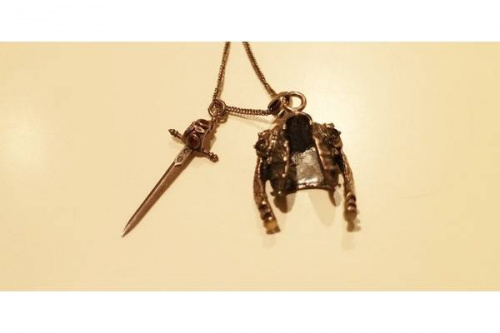 シルバーのアクセサリー