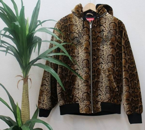 シュプリームのナイキ