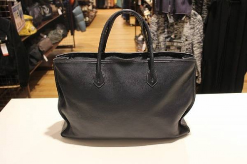 メンズのシセイ