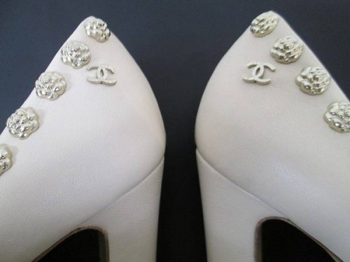CHANELのパンプス