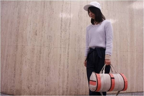 レディースのバッグ