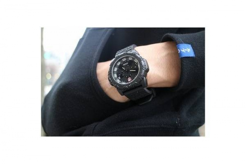 ルミノックスのメンズ