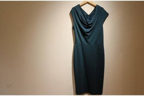 レディースのワンピース