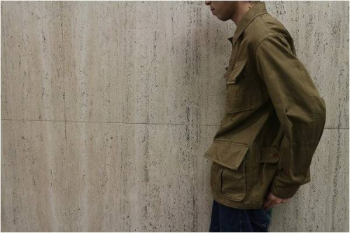 コモリのジャケット