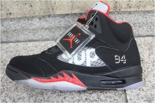 ジョーダンのスニーカー