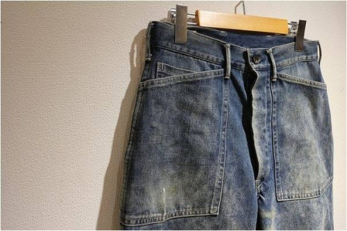 フランクリンテーラードのパンツ