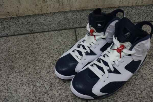 スニーカーの買取り