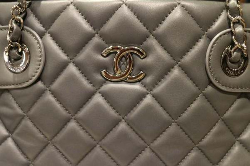 レディースのバッグ