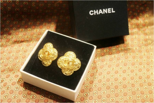 ヴィンテージのアクセサリー