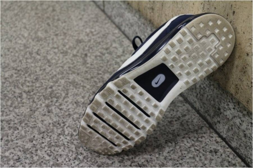AIR MAX LD-ZERO HのNIKE
