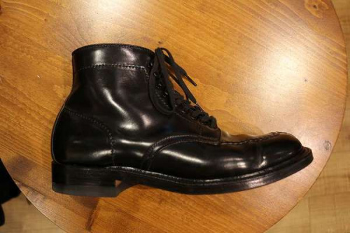 ブーツのALDEN