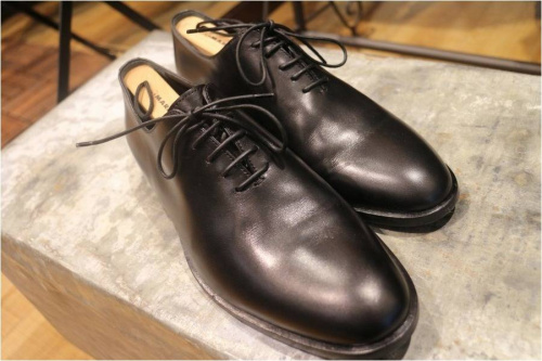 トリッカーズのジバンシィ