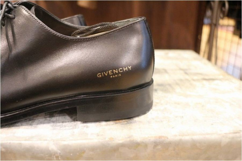 ジバンシィのブーツ