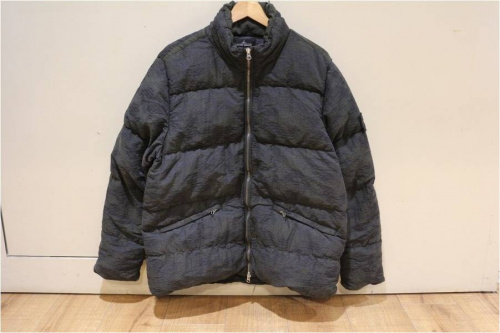 STONE ISLANDのダウンジャケット