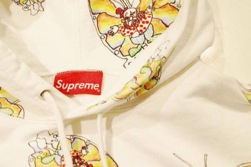 SUPREMEのGonz Butterfly