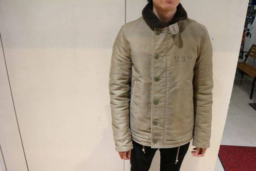 メンズのトップス