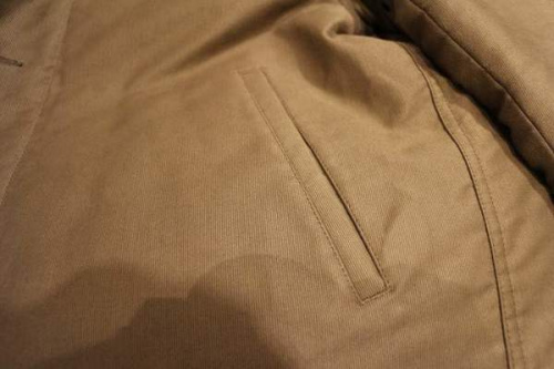 トップスのジャケット